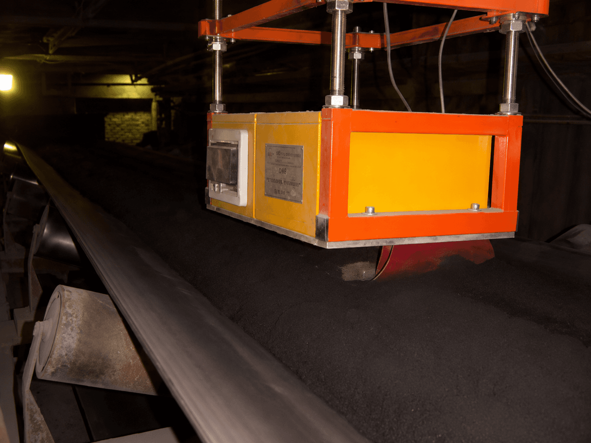 CON-X analyser side view on conveyor